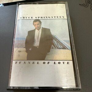 Bruce Springsteen Tunnel of Love Cassette 1987 Columbia Sony Music